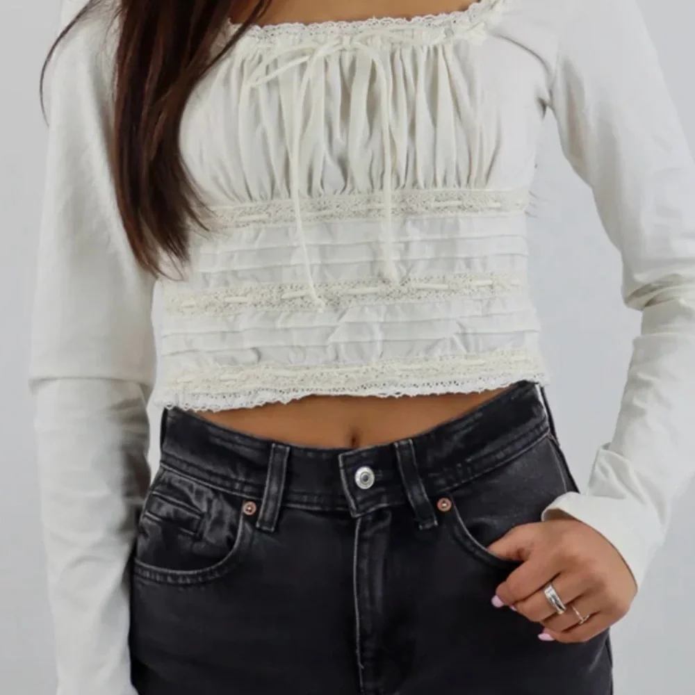 Free People Scarlet Smocked Crop Milkmaid T-shirt Knit Ivory Long Sleeve Top M